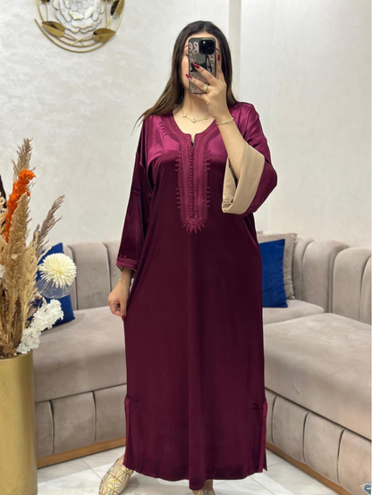 Caftan Marocain Élégant en Tissu Mobra – Collection Chic 2026